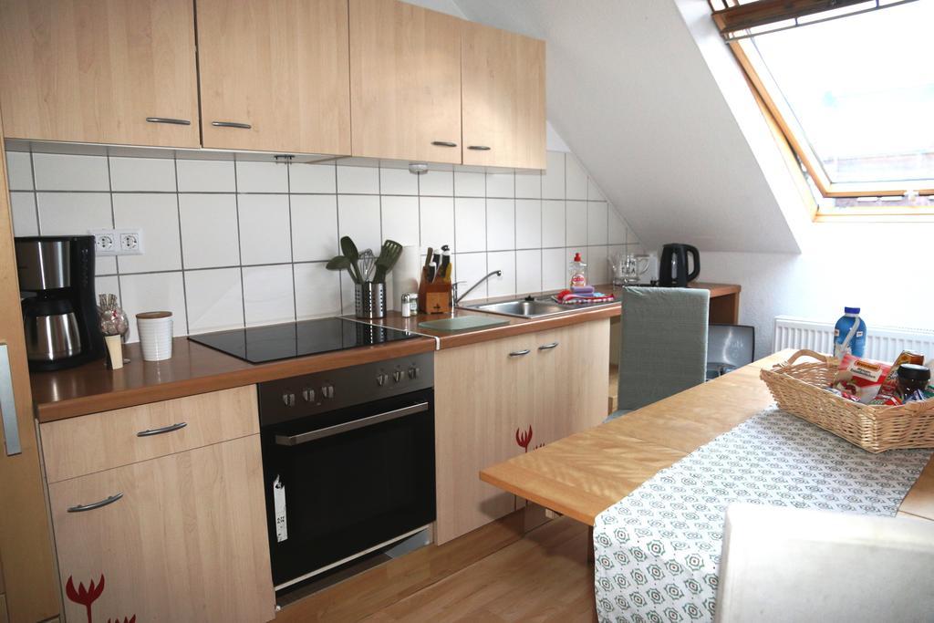 Nadines Ferienwohnung Krefeld Bagian luar foto