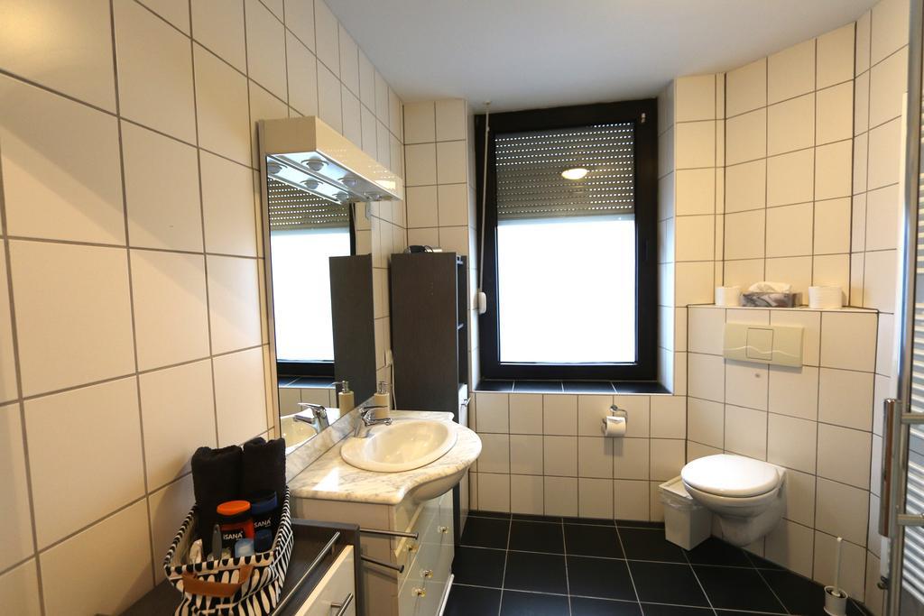 Nadines Ferienwohnung Krefeld Bagian luar foto