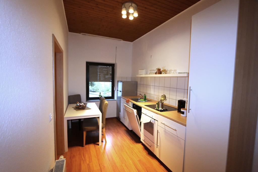 Nadines Ferienwohnung Krefeld Bagian luar foto